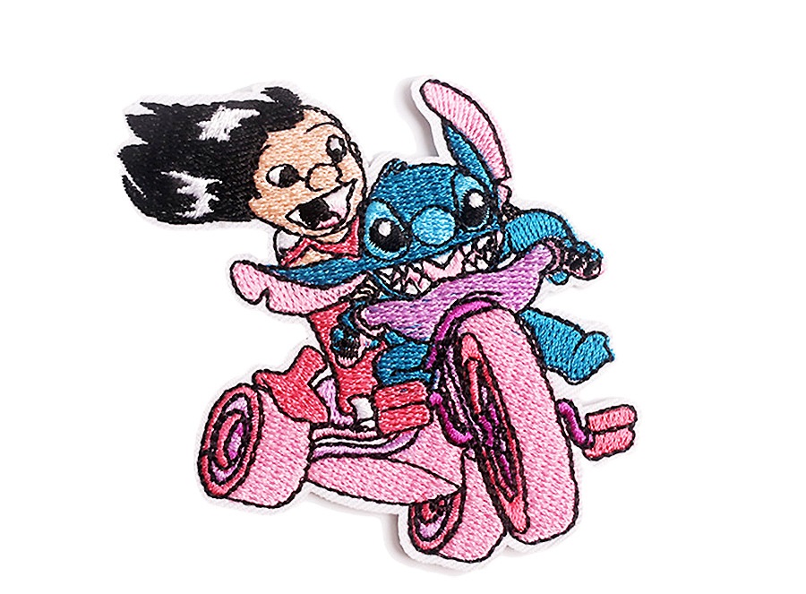 Нашивка "Лило и стич на велосипеде"